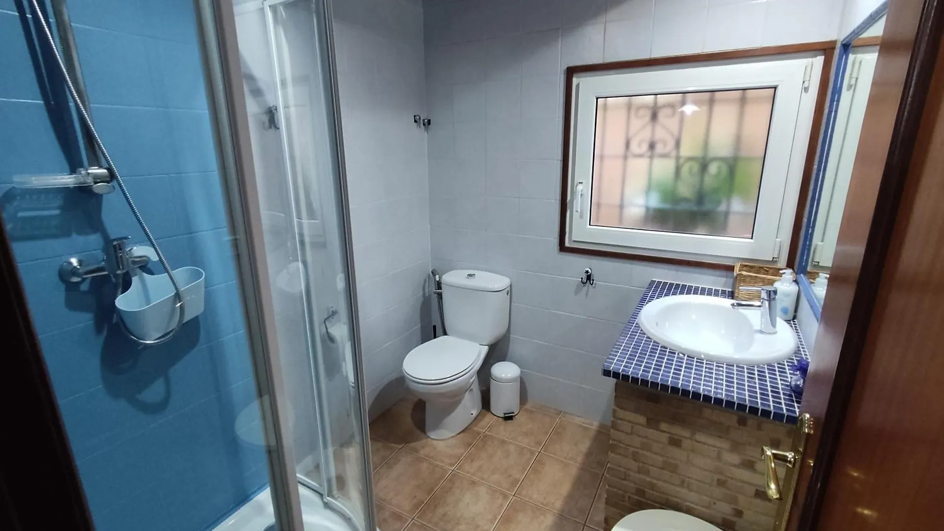 L' EscalaRustic Amb Piscina Privadaアパートメント アパート